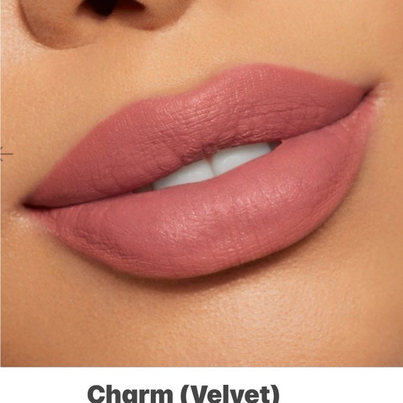 Kylie Cosmetics 👄 KYLIE Lip Kit 🌟(Liquid Lipstick & Lip Liner) Set of 2 💋 - Picture 3 of 4